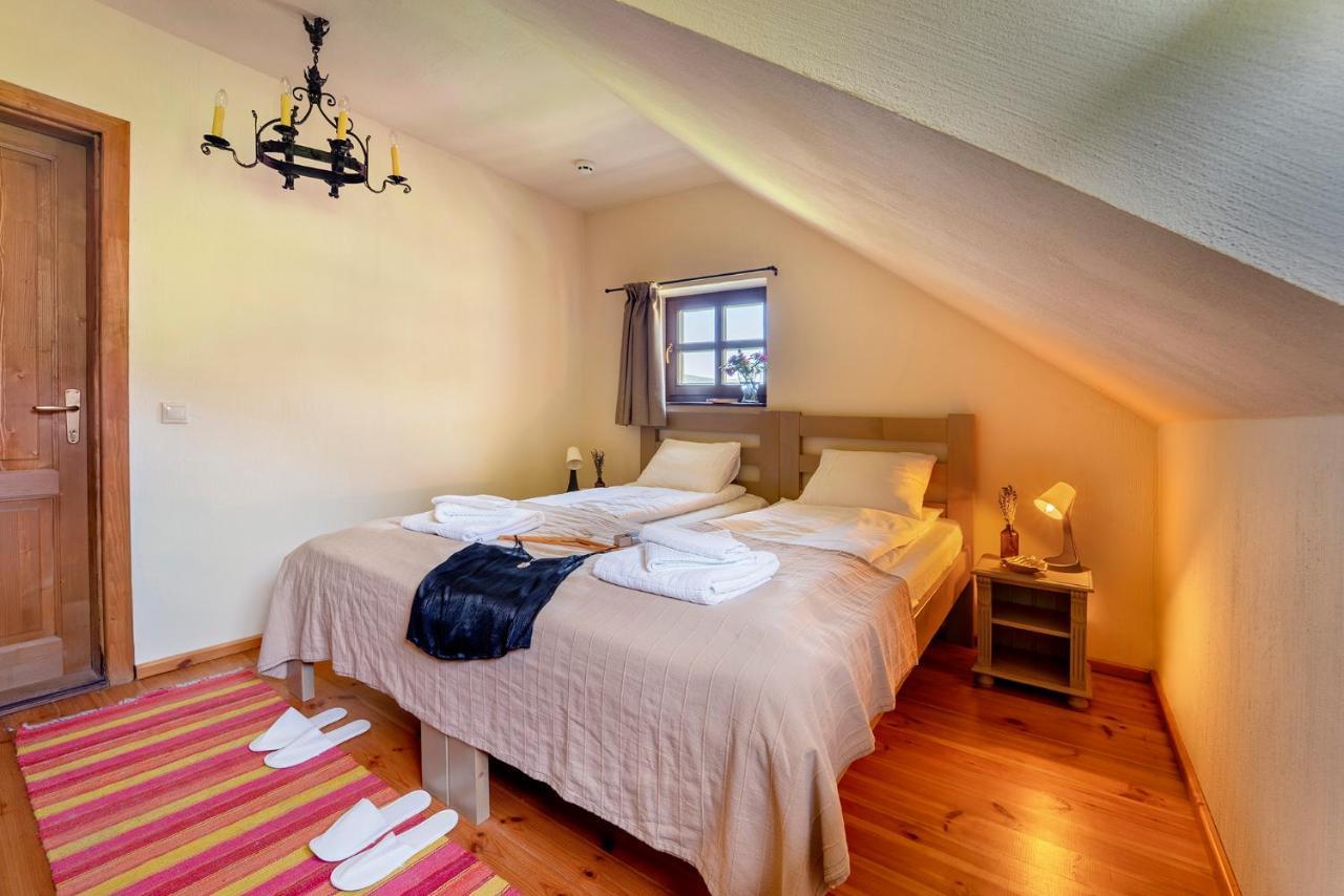 Conacul Gaal Kuria Hotel Dalnic Екстериор снимка